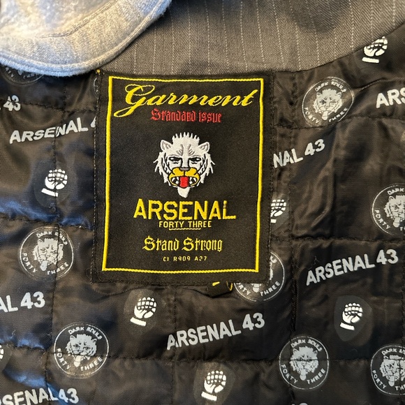 Arsenal 43, Size Large, Grey, Black, Removable hood - Picture 4 of 8